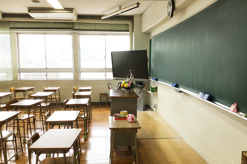 迷ったら読む！学年制高校と単位制高校の違いを解説