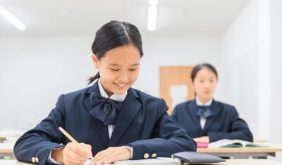 「中学生時代の学びの基礎」－成功へのステップバイステップガイド