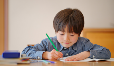 小学生のための宿題戦略: 家庭での学習習慣を築く