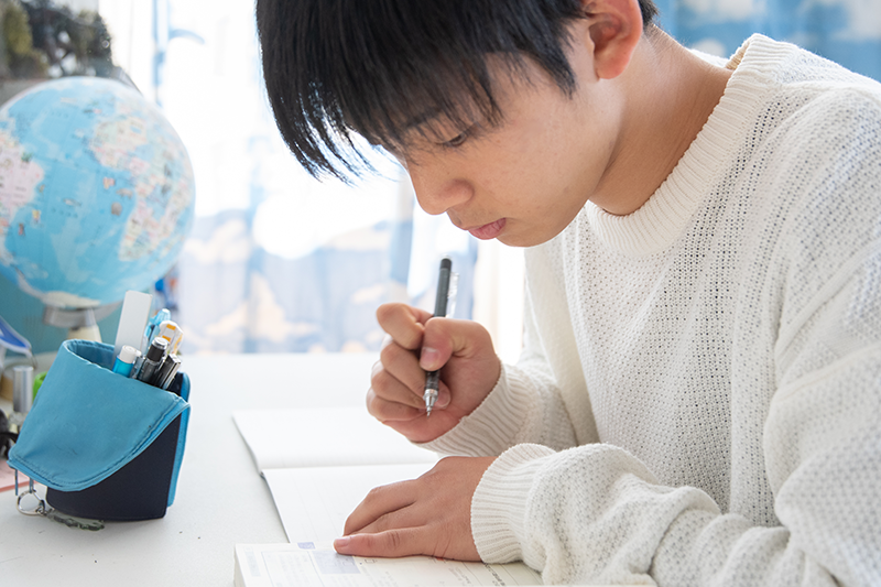 中学生必見!英語の定期テストで点数アップする勉強法と直前対策