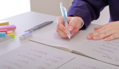 【中学生向け】勉強習慣を身につける実践法と家庭でできるサポート