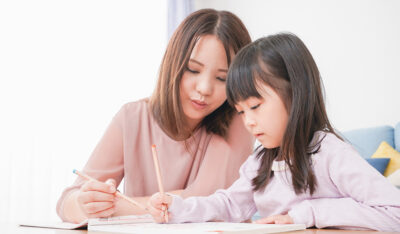小学生の勉強が楽しくなる工夫と親のサポートのあり方