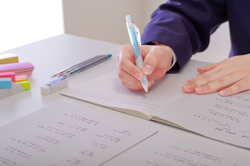 テスト前に必ず知っておきたい！科目別勉強法と短時間で成果を出す勉強術