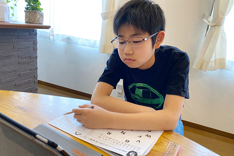 中学生が急に勉強しなくなる背景にある心の変化