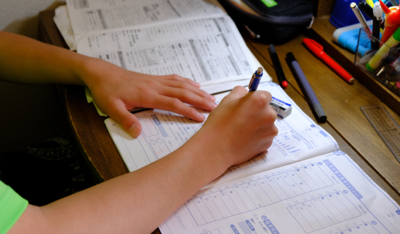 勉強を習慣化する方法！三日坊主を防ぎ、自然と続く学習スタイルのつくり方