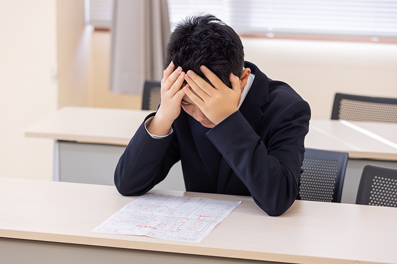 中学生の成績が急に下がるのはなぜ?考えられる主な原因