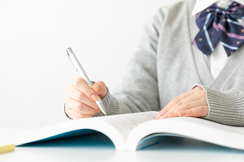 偏差値が伸び悩む中学生へ、受験勉強の見直しポイント