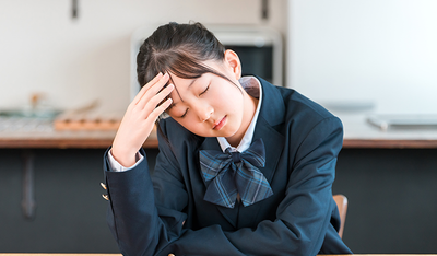中学生が勉強する気になれないのはなぜ？やる気が出ない原因と保護者ができるサポート